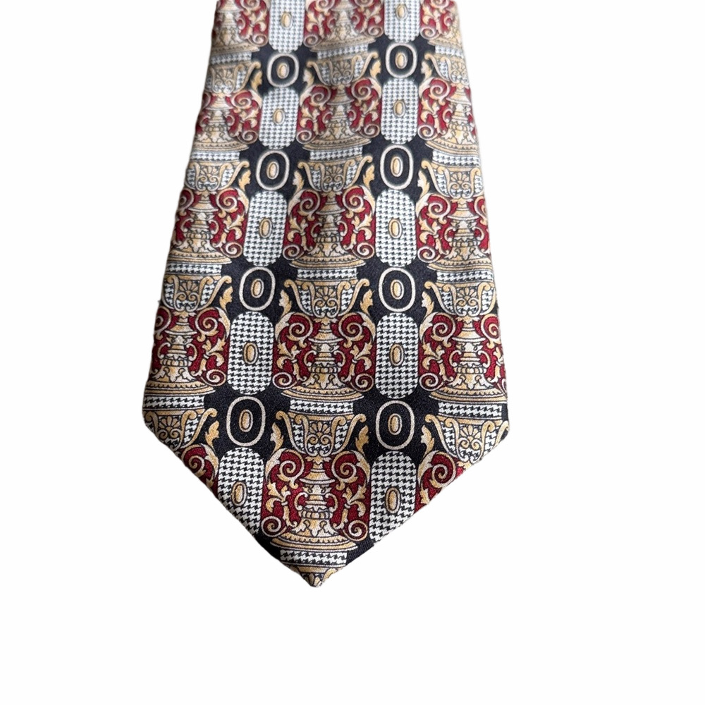 Metropolitan Museum of Art Ornamental Silk Tie Red Black Gold Medallion Classic